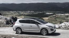 Peugeot 3008 HYbrid4 Facelifting (2014) - prawy bok