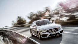 Mercedes klasy C 250 AMG Line (2014) - widok z przodu