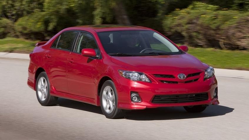 Toyota Corolla X Sedan Facelifting 1.6 Valvematic 132KM 97kW 2010-2014