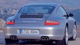 Porsche 911 997 Carrera 4 - widok z tyłu