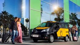 Nissan e-NV200 Barcelona Taxi (2014) - widok z przodu