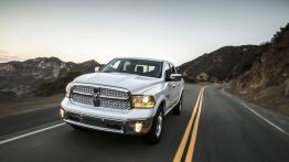 Ram 1500 (2014) - widok z przodu