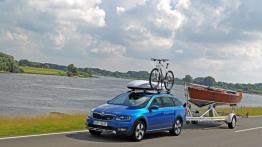 Skoda Octavia III Scout (2014) - lewy bok