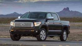 Toyota Tundra 2014 - widok z przodu