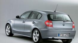 BMW Seria 1 2004 - widok z tyłu