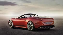Ferrari California T (2014) - widok z tyłu