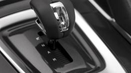 Peugeot 3008 HYbrid4 Facelifting (2014) - skrzynia biegów