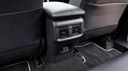 Po 25 latach zrobili to tak, jak trzeba! Nowa Toyota RAV4