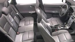 Volvo S40 2.0 D - galeria redakcyjna - widok ogólny wnętrza z przodu