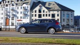 Volvo V40 II Drive-E (2014) - lewy bok