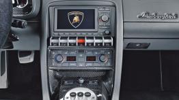 Lamborghini Gallardo LP560-4 - konsola środkowa