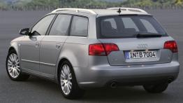 Audi A4 - widok z tyłu