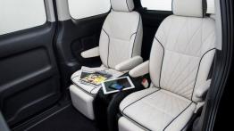Nissan e-NV200 VIP Concept (2014) - tylna kanapa