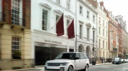 Land Rover Range Rover IV LWB (2014) - widok z przodu