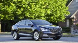 Buick LaCrosse II Facelifting (2014) - prawy bok