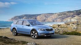 Skoda Octavia III Scout (2014) - prawy bok