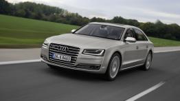 Audi A8 L W12 6.3 FSI quattro Facelifting (2014) - widok z przodu
