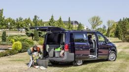 Mercedes Vito III Mixto 119 BlueTEC (2014) - tył - bagażnik otwarty