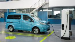 Nissan e-NV200 Combi (2014) - prawy bok