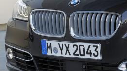 BMW serii 5 Touring F11 Facelifting (2014) - grill