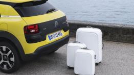 Citroen C4 Cactus (2014) - pokrywa bagażnika zamknięta