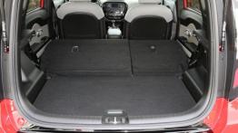 Kia Soul II (2014) - tylna kanapa złożona, widok z bagażnika