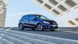 Nissan Pulsar 1.2 DIG-T (2014) - widok z przodu