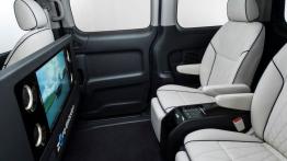 Nissan e-NV200 VIP Concept (2014) - widok ogólny wnętrza