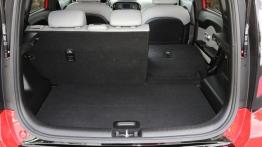 Kia Soul II (2014) - tylna kanapa złożona, widok z bagażnika
