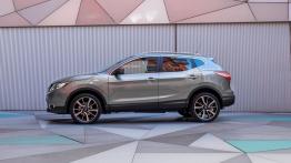 Nissan Qashqai II (2014) - lewy bok