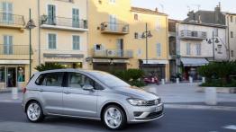 Volkswagen Golf VII Sportsvan (2014) - prawy bok