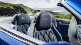 Bentley Continental GT Speed Cabrio 2014 - zagłówek na fotelu kierowcy, widok z przodu