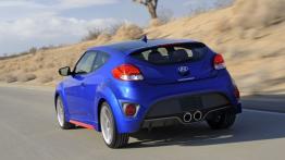 Hyundai Veloster Turbo R-Spec (2014) - widok z tyłu
