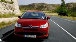 Citroen C4 - przód - reflektory wyłączone