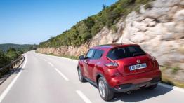 Nissan Juke Facelifting (2014) - widok z tyłu