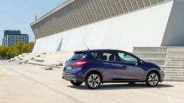 Nissan Pulsar 1.2 DIG-T (2014) - prawy bok