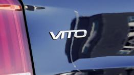 Mercedes Vito III Mixto 119 BlueTEC (2014) - emblemat