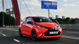 Toyota Aygo II (2014) - widok z przodu