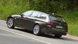BMW serii 5 Touring F11 Facelifting (2014) - widok z tyłu
