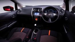 Nissan Note II (2014) - pełny panel przedni