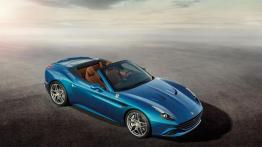 Ferrari California T (2014) - widok z góry