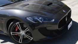 Maserati GranTurismo MC Stradale (2014) - przód - inne ujęcie