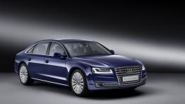 Audi A8 L W12 6.3 FSI quattro Facelifting (2014) - przód - reflektory włączone