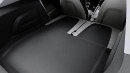 Audi Allroad Shooting Brake Concept (2014) - tylna kanapa złożona, widok z bagażnika