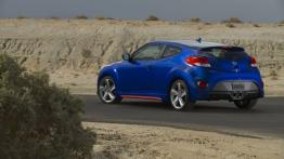 Hyundai Veloster Turbo R-Spec (2014) - widok z tyłu