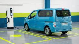 Nissan e-NV200 Combi (2014) - widok z tyłu