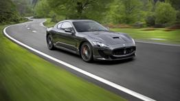 Maserati GranTurismo MC Stradale (2014) - prawy bok
