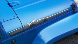 Jeep Wrangler Unlimited Polar (2014) - maska - widok z góry