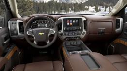 Chevrolet Silverado High Country (2014) - pełny panel przedni