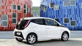Toyota Aygo II (2014) - widok z tyłu